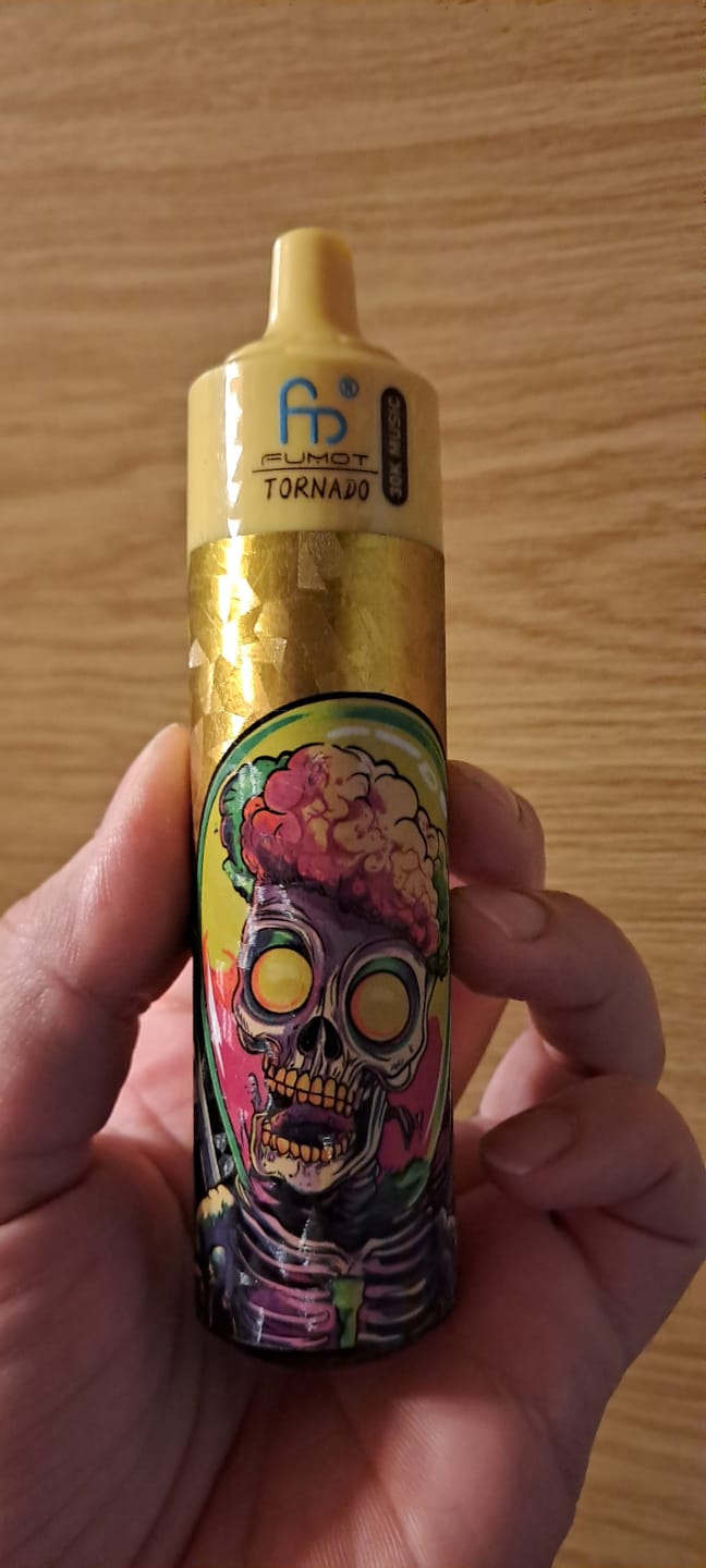 Fumot Tornado 30000 - Strawberry Banana photo review