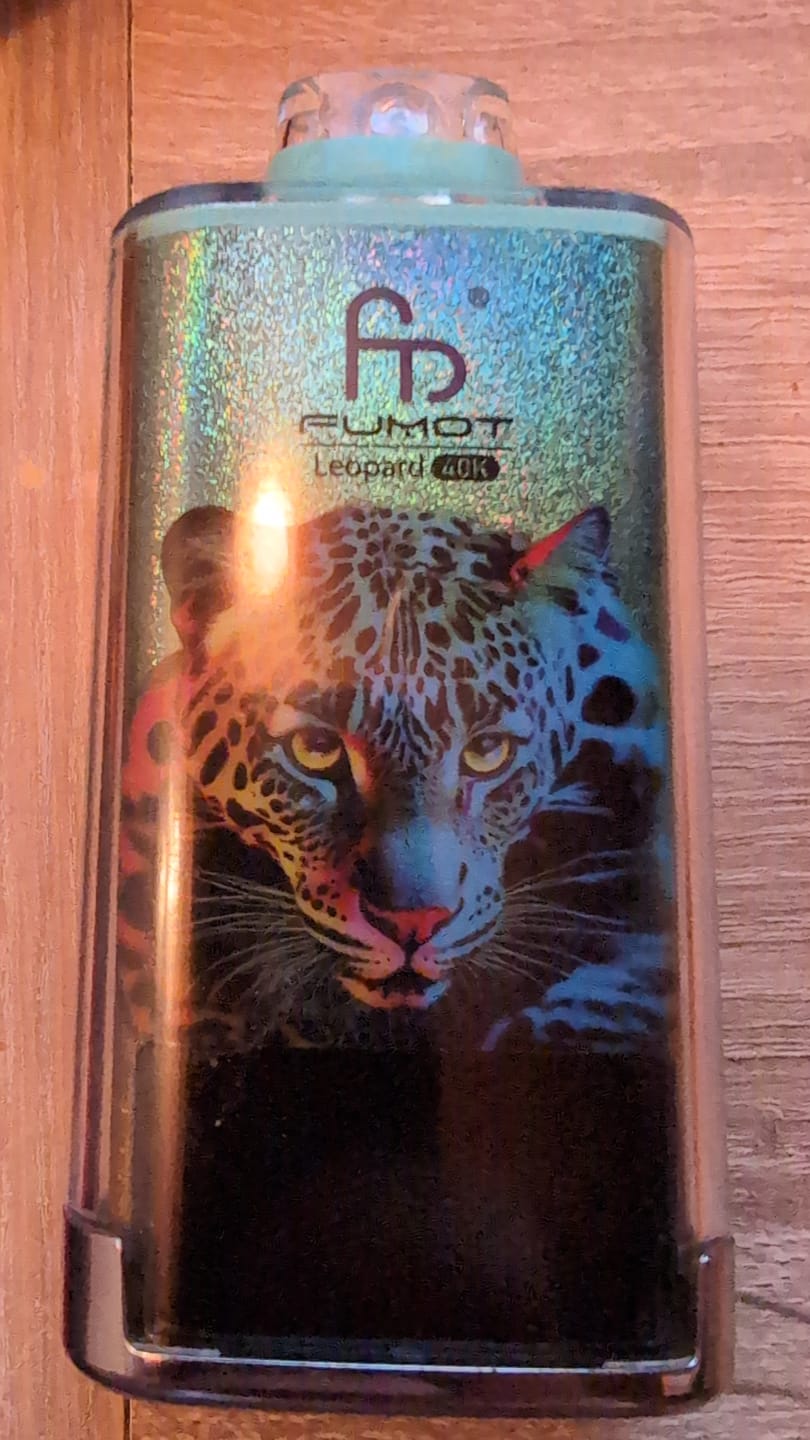 Fumot Leopard 40000 - Strawberry Banana photo review