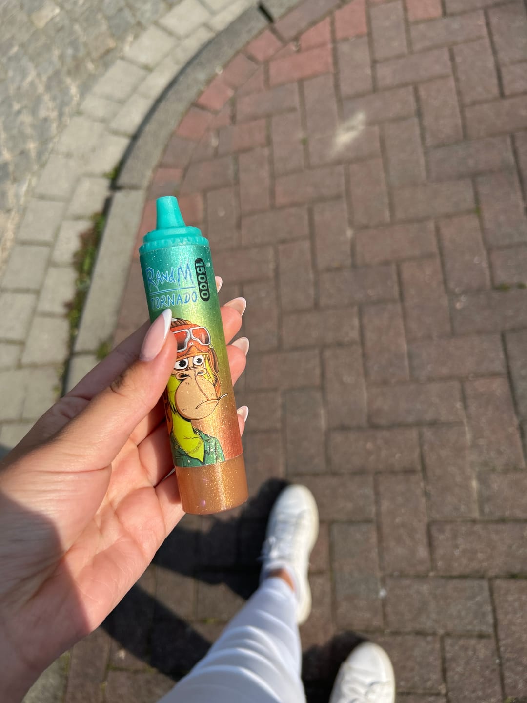 Fumot Tornado 15000 - Pineapple Ice photo review