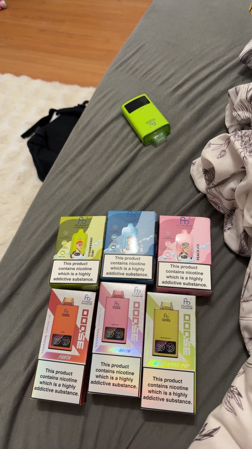 Fumot Digital Box 12000 - Peach Ice photo review