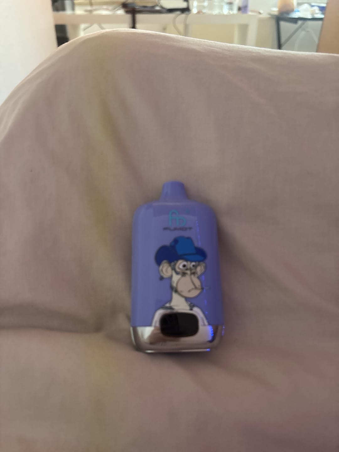 Fumot Digital Box 12000 - Blueberry On Ice photo review