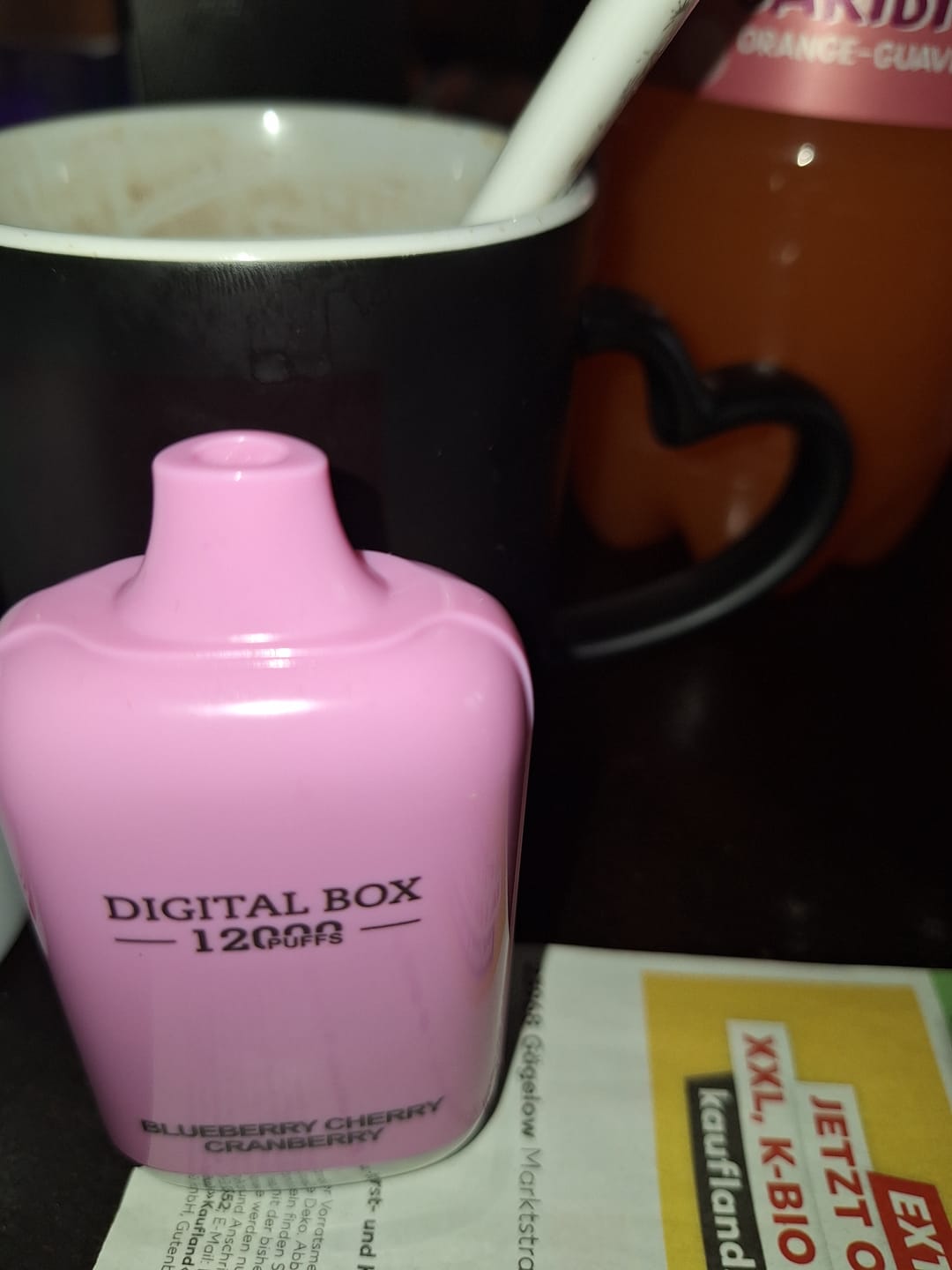 Fumot Digital Box 12000 - Ice Tea Peach Ice photo review